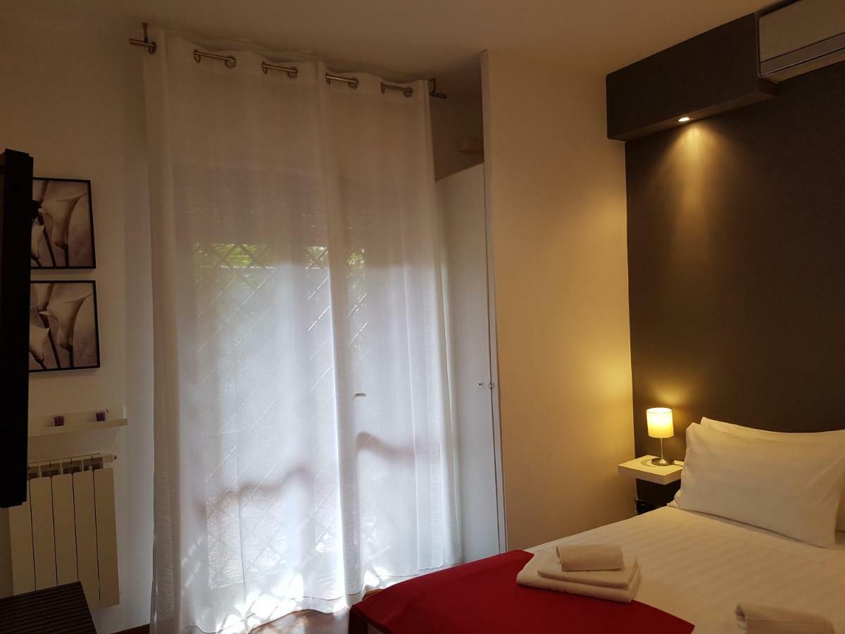 Appartement Stoccolma 11 Airport And Fiera à Fiumicino Extérieur photo
