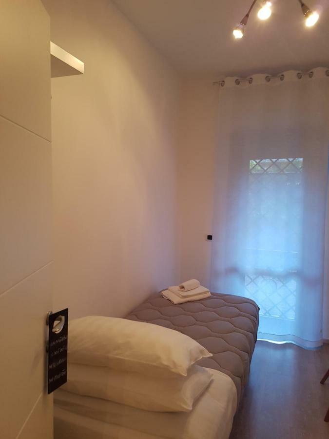 Appartement Stoccolma 11 Airport And Fiera à Fiumicino Extérieur photo